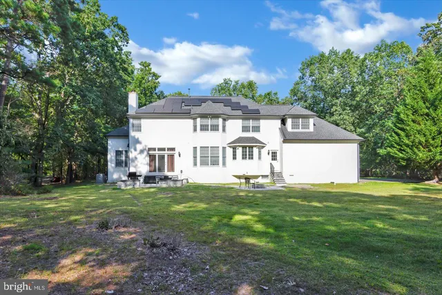 $999,000 | 2 Wellington Court, Medford, NJ 08055