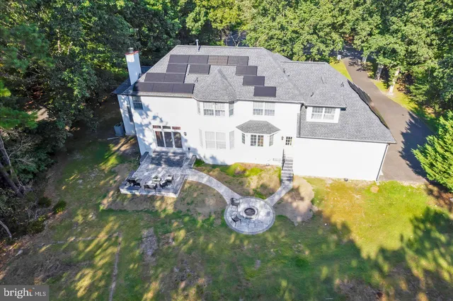 $999,000 | 2 Wellington Court, Medford, NJ 08055