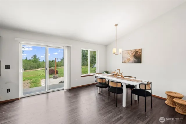 $745,000 | 11211 Clear Lake North Road East, Eatonville, WA 98328