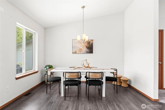 $745,000 | 11211 Clear Lake North Road East, Eatonville, WA 98328