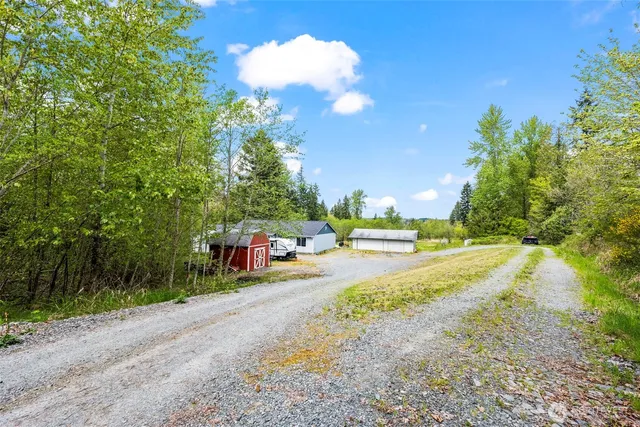 $745,000 | 11211 Clear Lake North Road East, Eatonville, WA 98328