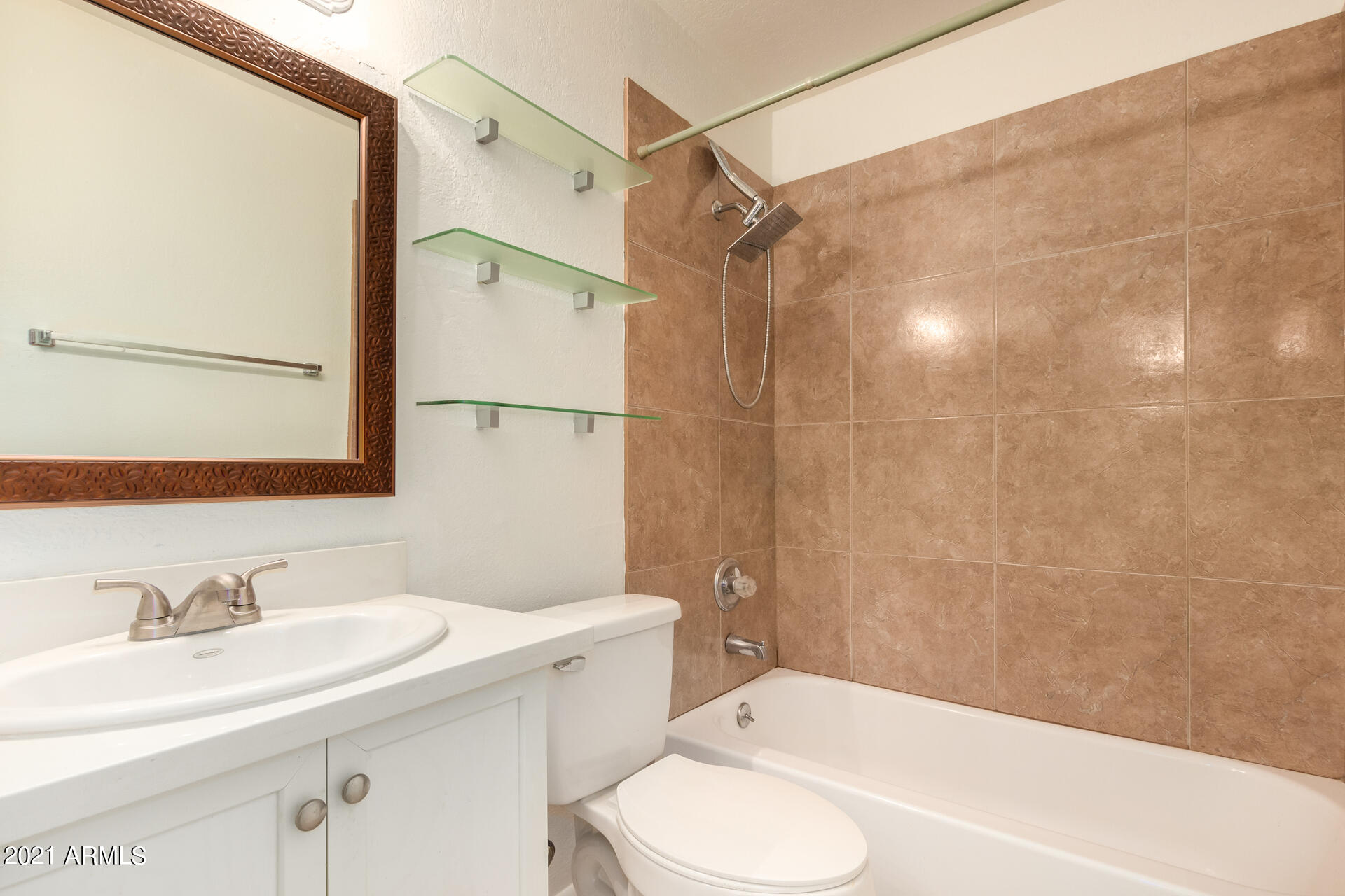 2621 West Ocotillo Road, Unit 1 Phoenix, AZ 85017 - Photo 7 of 24 Bathroom