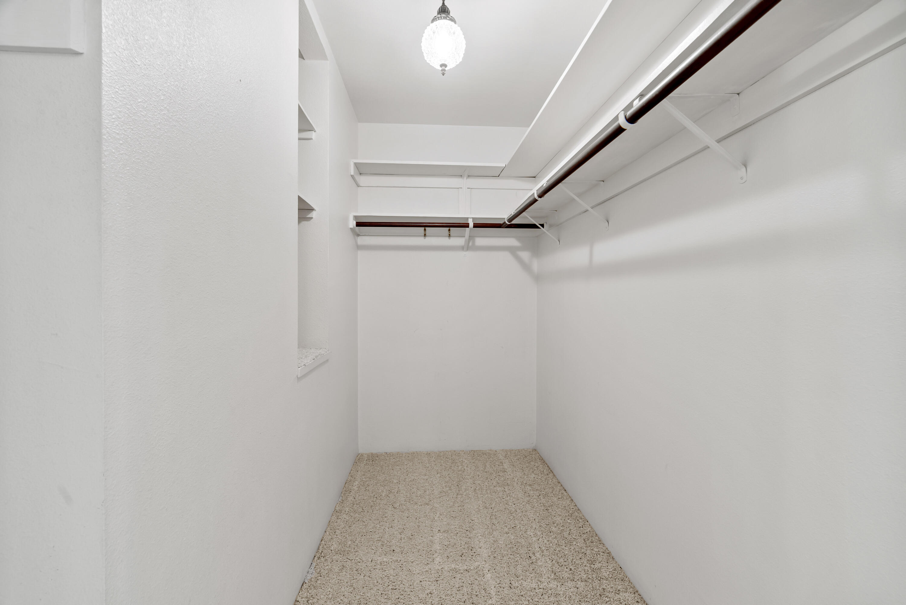 6812 Riata Drive Redding, CA 96002 - Photo 21 of 42 a view of small space