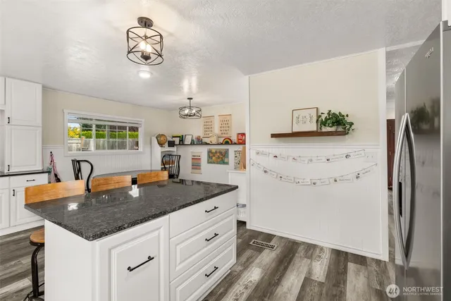 $399,900 | 615 Oakland Avenue, Centralia, WA 98531