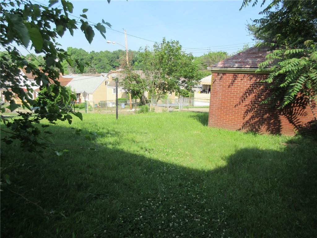 1126 Wayne Avenue McKees Rocks, PA 15136 - Photo 3 of 6 Gallery Image 3