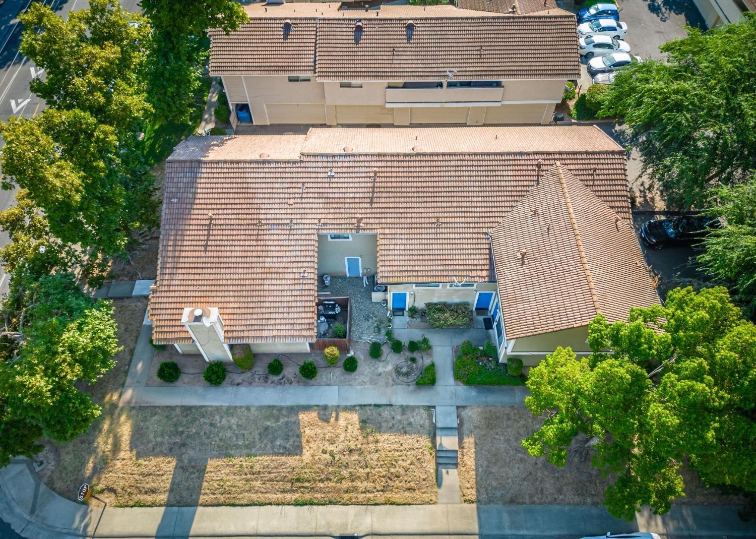 5720 Engle Road Carmichael, CA 95608 - Photo 1 of 33 Gallery Image 1