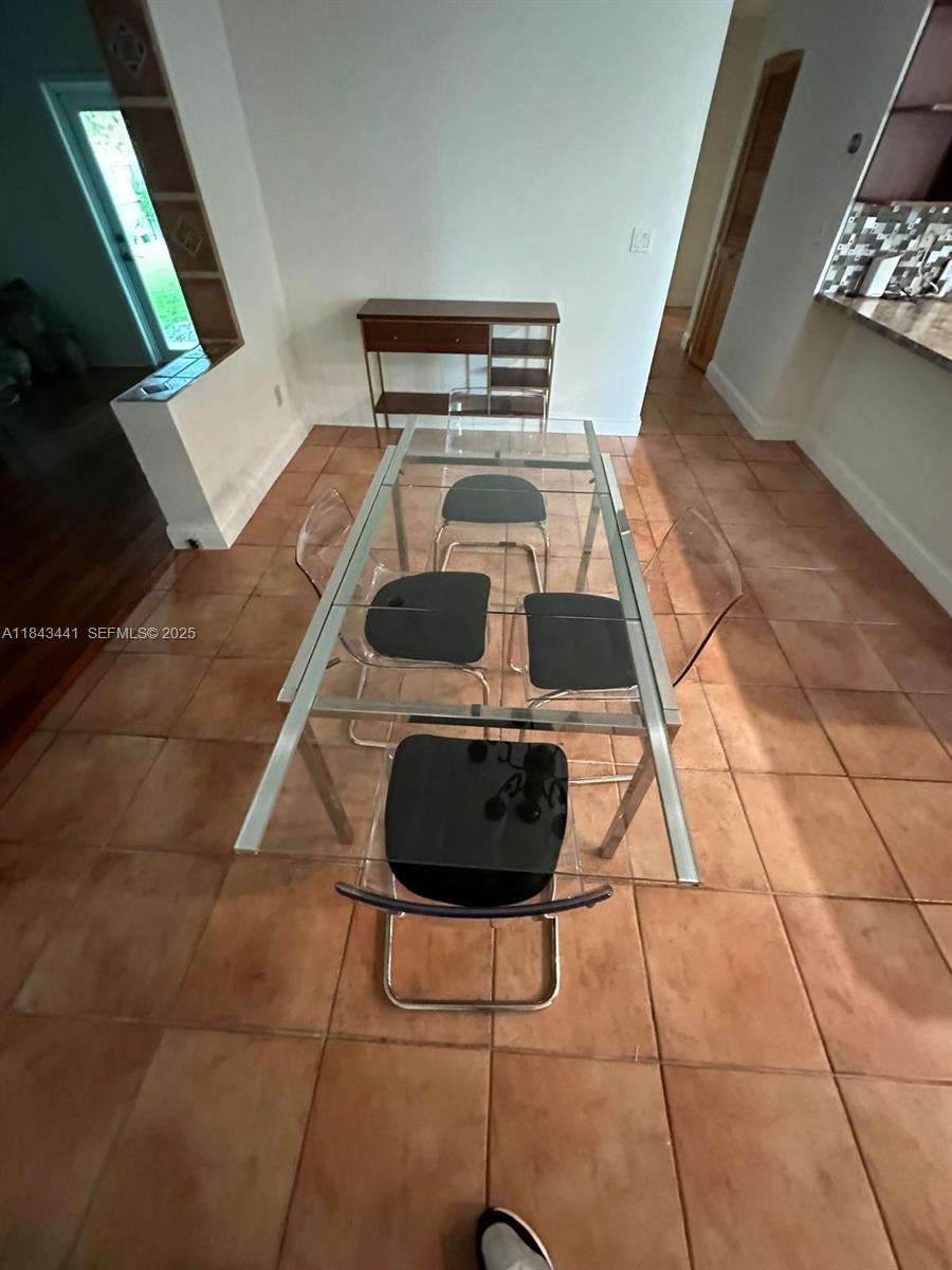 10375 Southwest 111th Street Miami, FL 33176 - Photo 22 of 30