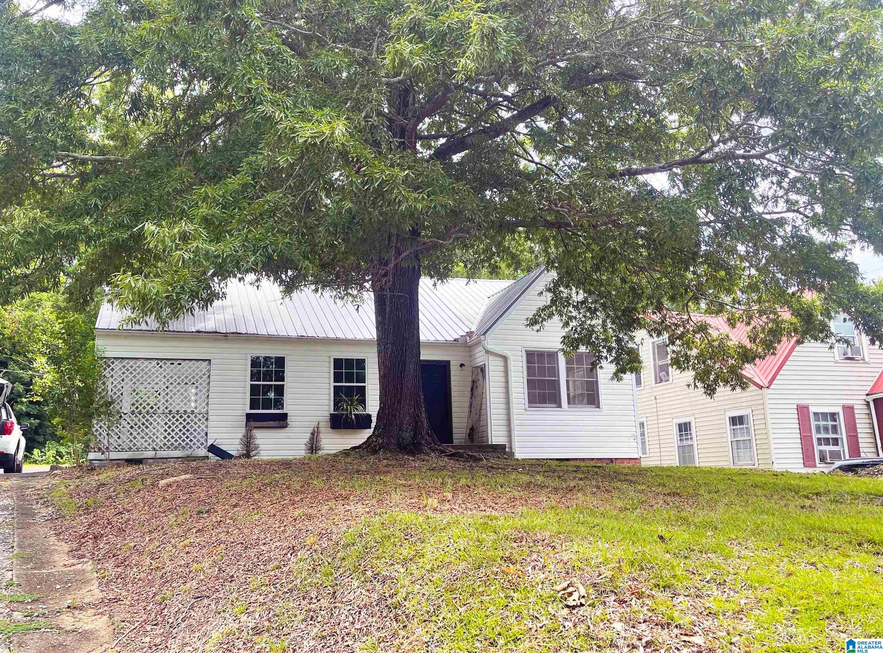830 East 22nd Street Anniston, AL 36207 - Photo 1 of 21