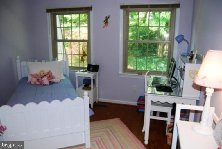 2681 Marcey Road Arlington, VA 22207 - Photo 22 of 27 Bedroom #2