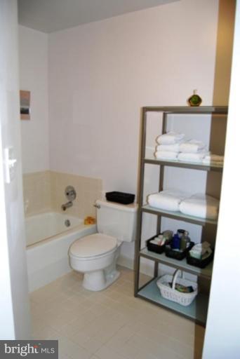 2681 Marcey Road Arlington, VA 22207 - Photo 26 of 27 Master Bath - Separate Shower and Soaking Tub