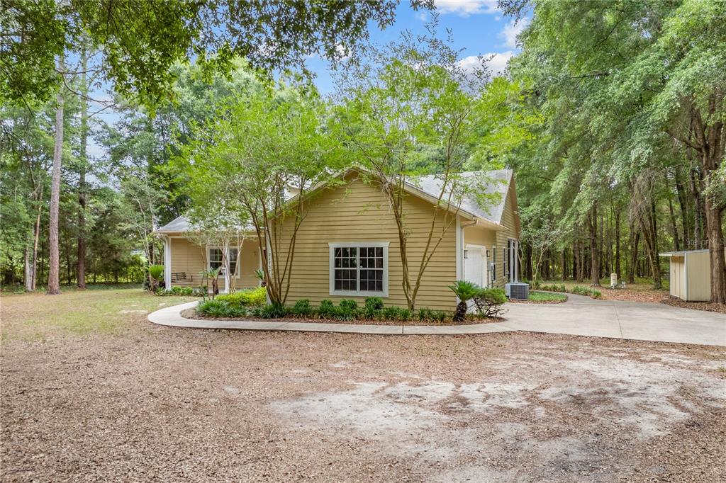 21737 Old Providence Road Alachua, FL 32615 - Photo 2 of 28
