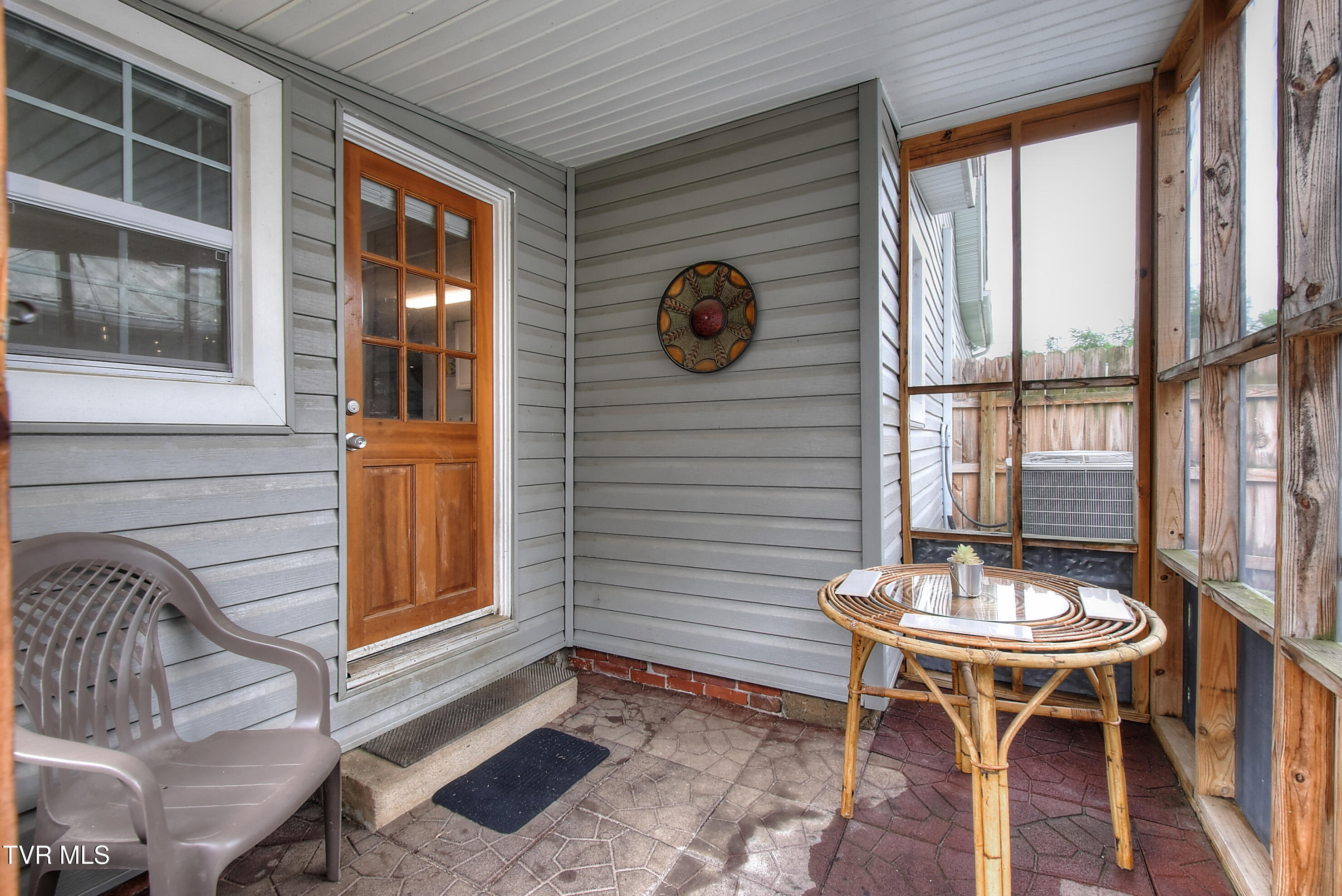 607 South 2nd Street Elizabethton, TN 37643 - Photo 35 of 46 30
