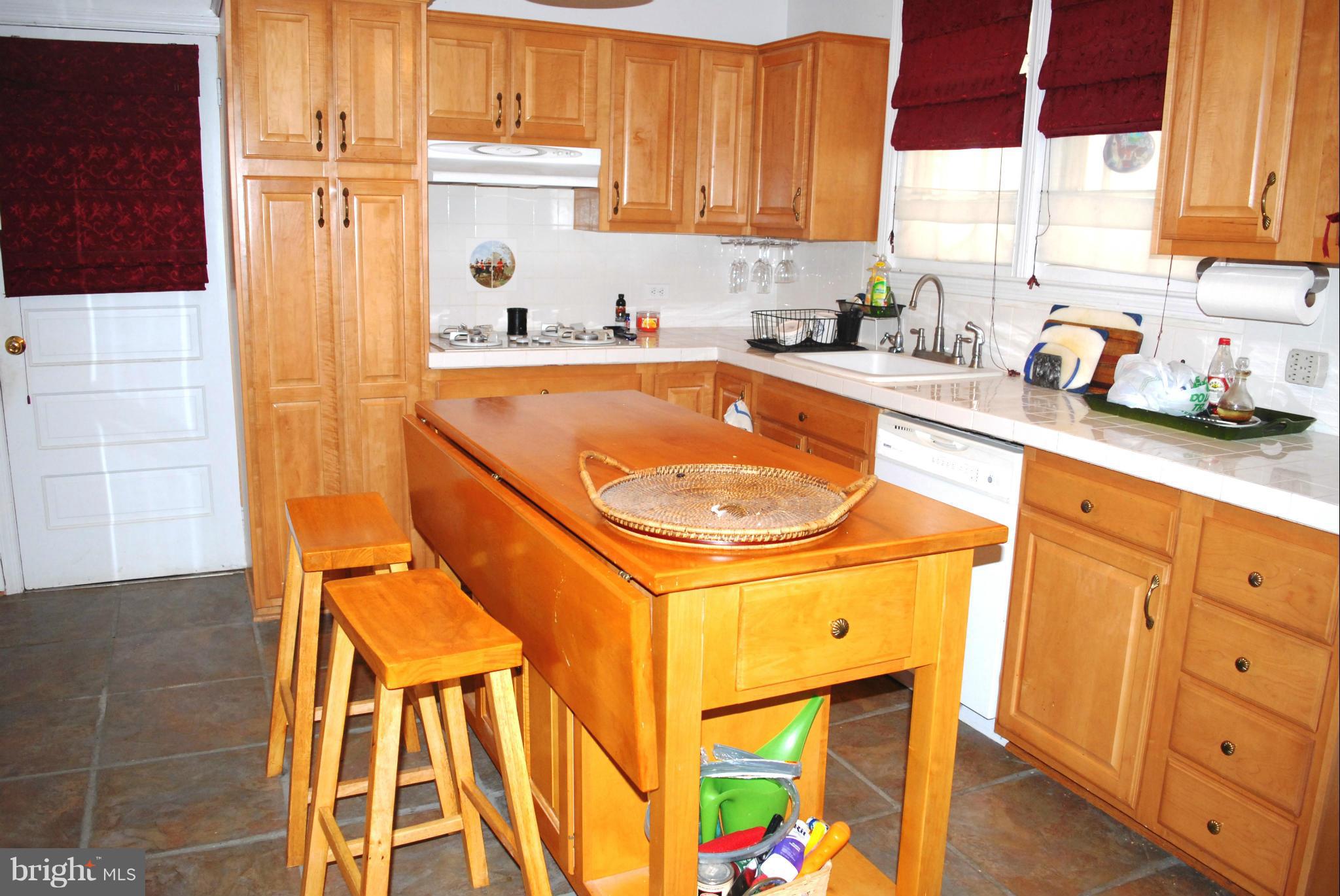 5478 Beach Road Midland, VA 22728 - Photo 12 of 24 Kitchen