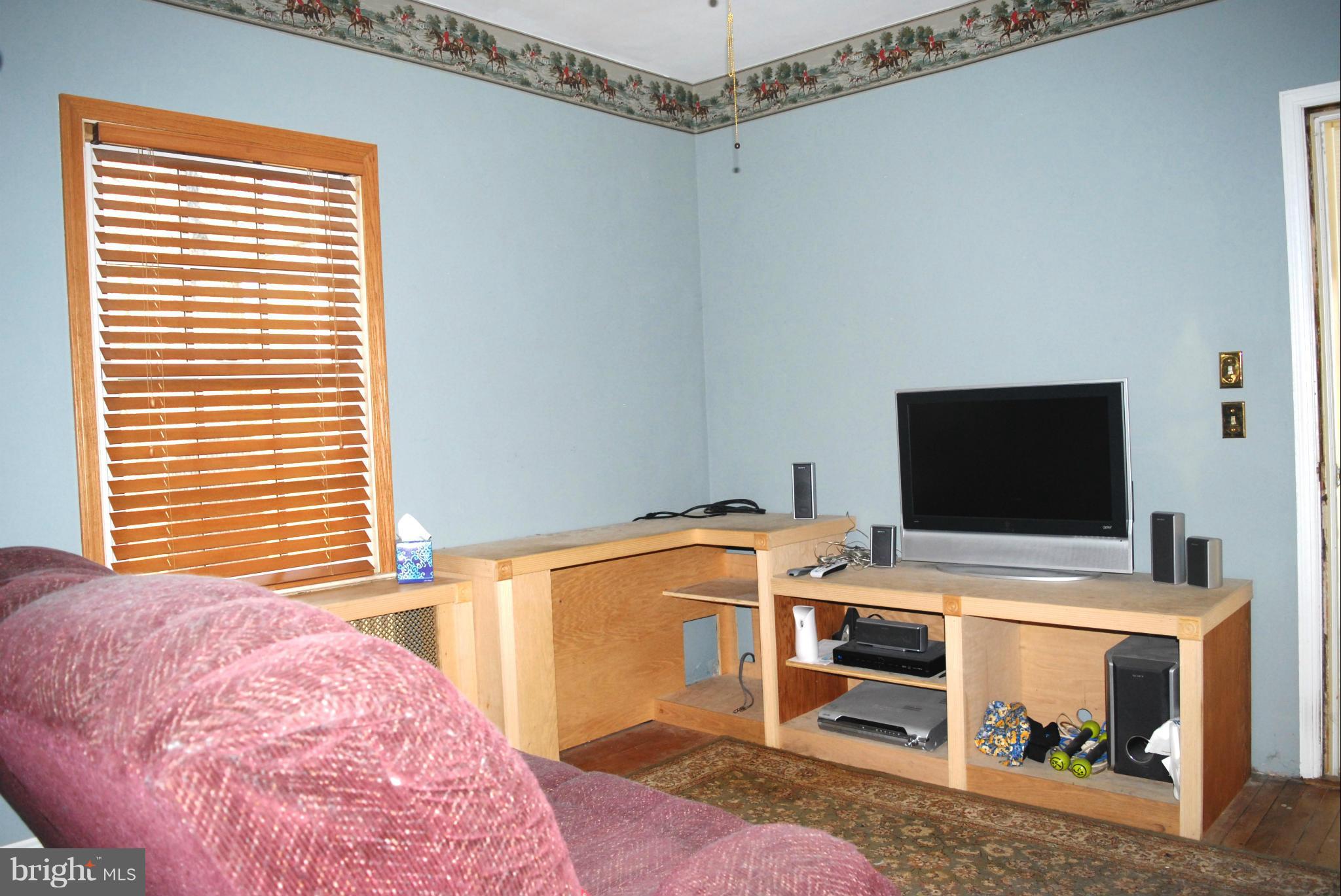 5478 Beach Road Midland, VA 22728 - Photo 8 of 24 Family Room