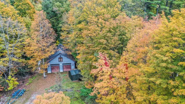 $495,000 | 2023 B Lands End Road, Huletts Landing, NY 12841