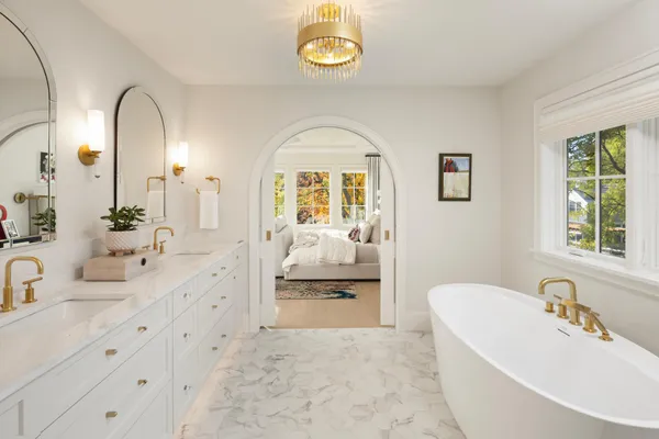 $2,995,000 | 5404 Park Place, Edina, MN 55424