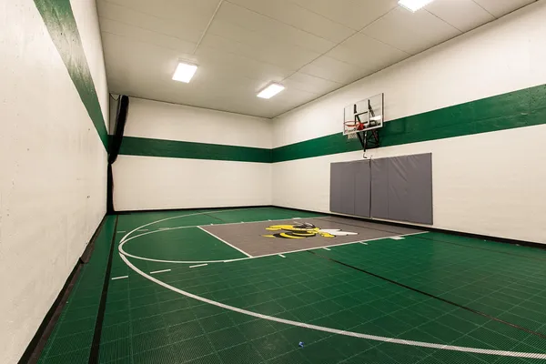 $2,995,000 | 5404 Park Place, Edina, MN 55424