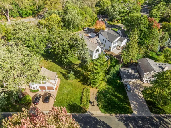 $2,995,000 | 5404 Park Place, Edina, MN 55424