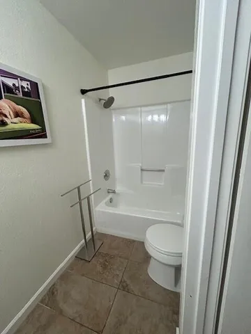 $1,695 | 685 North Ashurst Court, Unit 108, Palm Springs, CA 92262