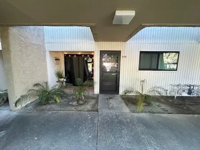 $1,695 | 685 North Ashurst Court, Unit 108, Palm Springs, CA 92262