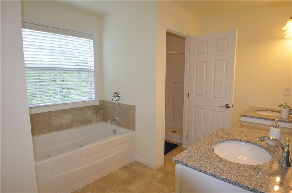 219 Wyncrest Drive Butler, PA 16001 - Photo 11 of 24
