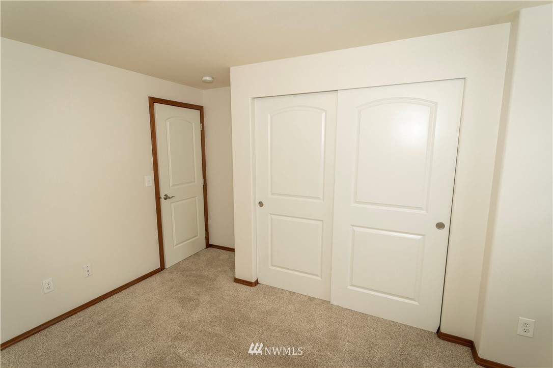 6547 Littlerock Road Southwest Tumwater, WA 98512 - Photo 14 of 27 Gallery Image 14
