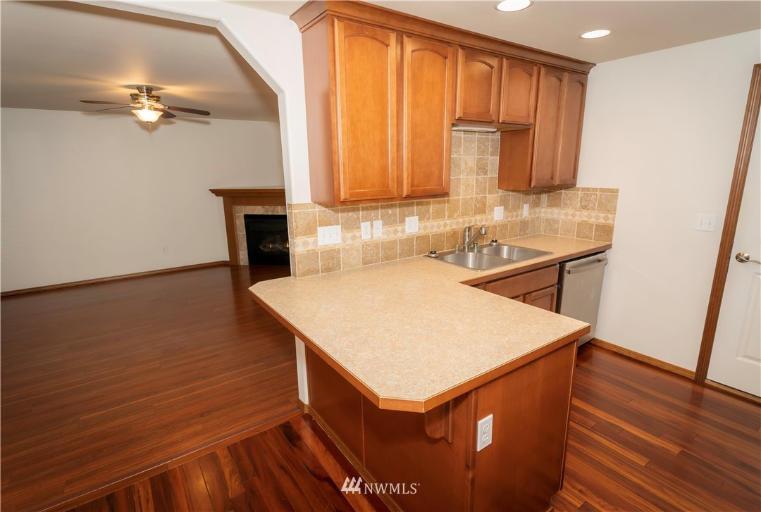 6547 Littlerock Road Southwest Tumwater, WA 98512 - Photo 5 of 27 Gallery Image 5