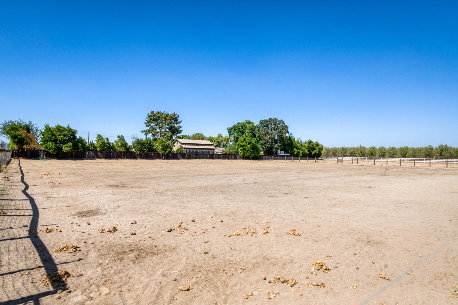 4105 Perrin Road Clovis, CA 93619 - Photo 53 of 67 Gallery Image 53