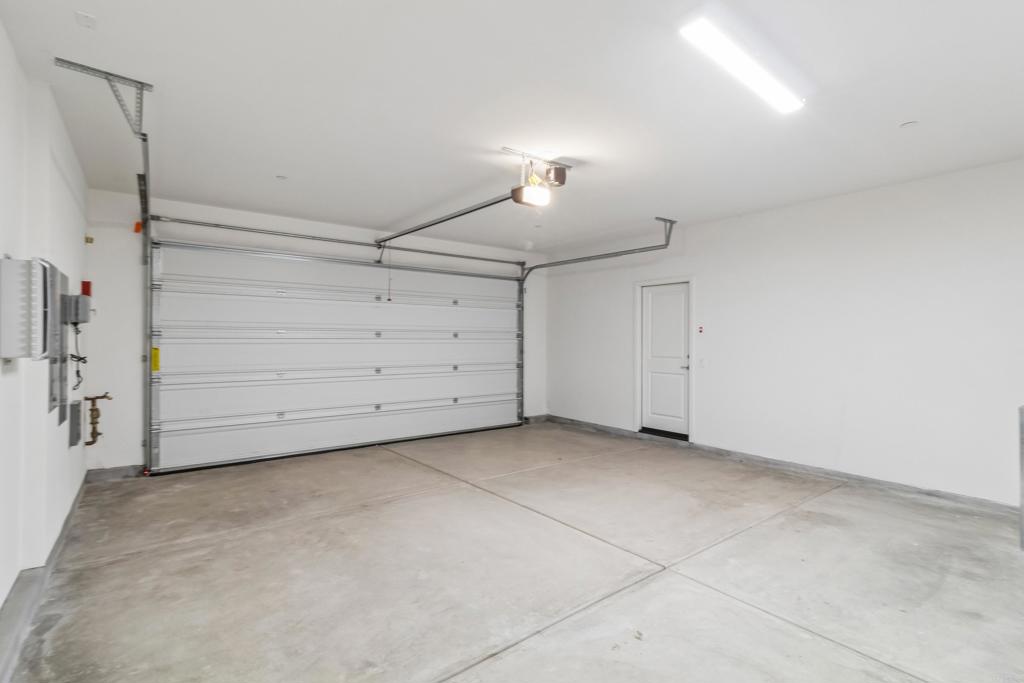 725 Kingbird Loop Oceanside, CA 92058 - Photo 28 of 61 Gallery Image 28