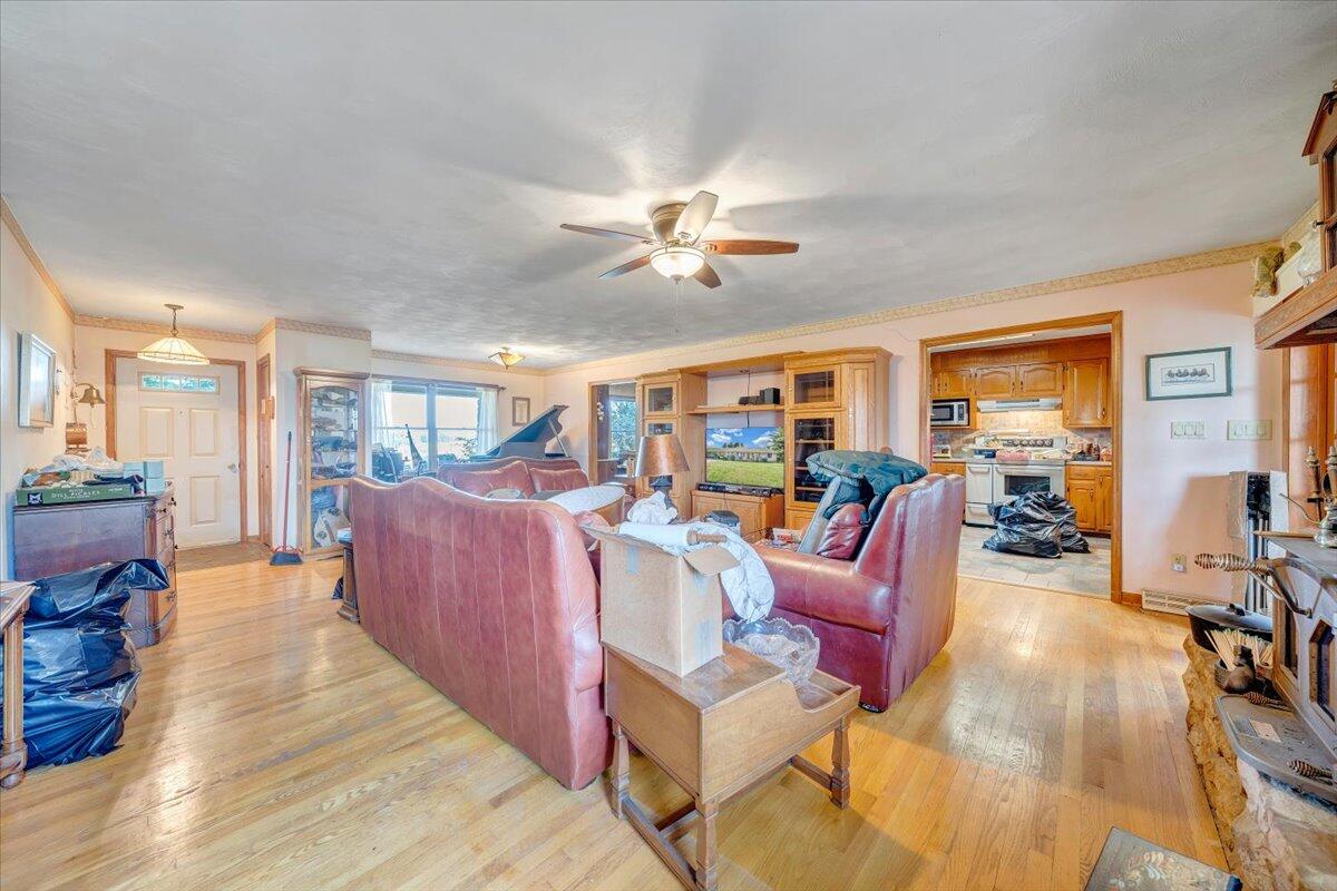 461 Oak Ridge Road Buchanan, VA 24066 - Photo 54 of 85 02-MIB09967