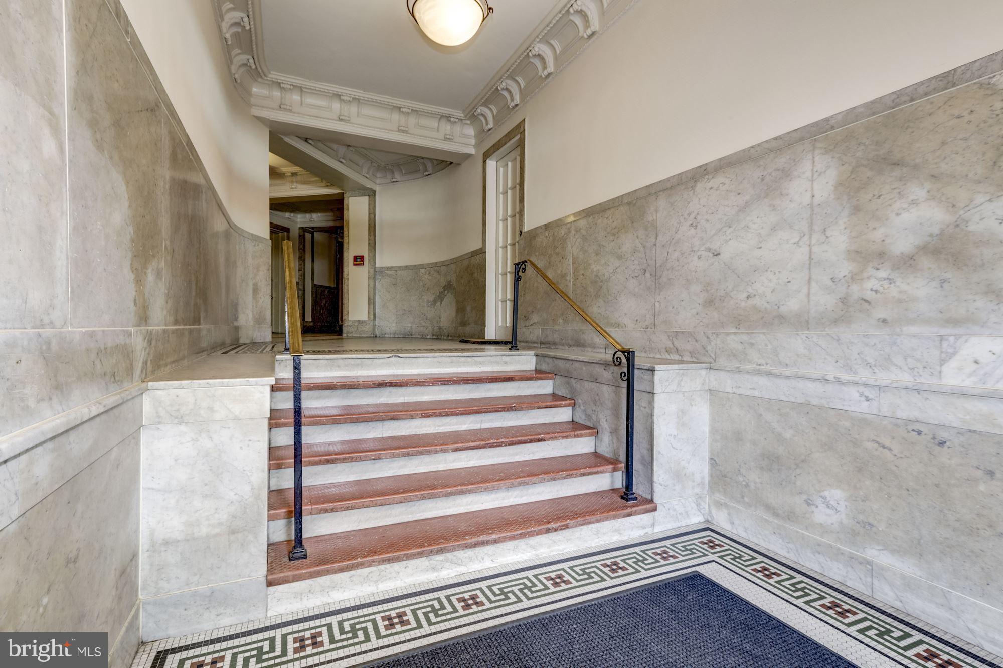 1736 Columbia Road Northwest, Unit 208 Washington, DC 20009 - Photo 19 of 21 Entrance