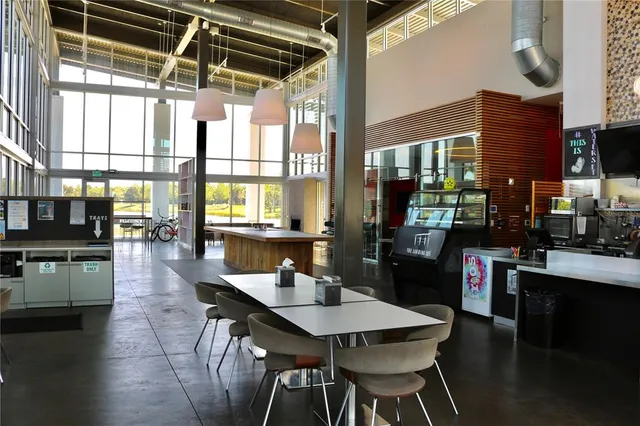 $485,000 | 5423 Del Coronado Drive, Apollo Beach, FL 33572