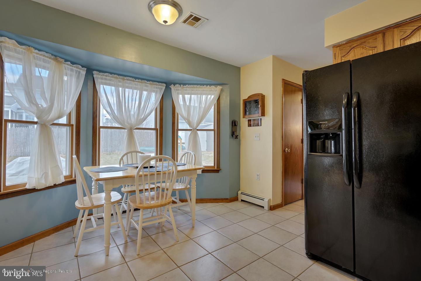 156 Leeward Road Manahawkin, NJ 08050 - Photo 18 of 31 18
