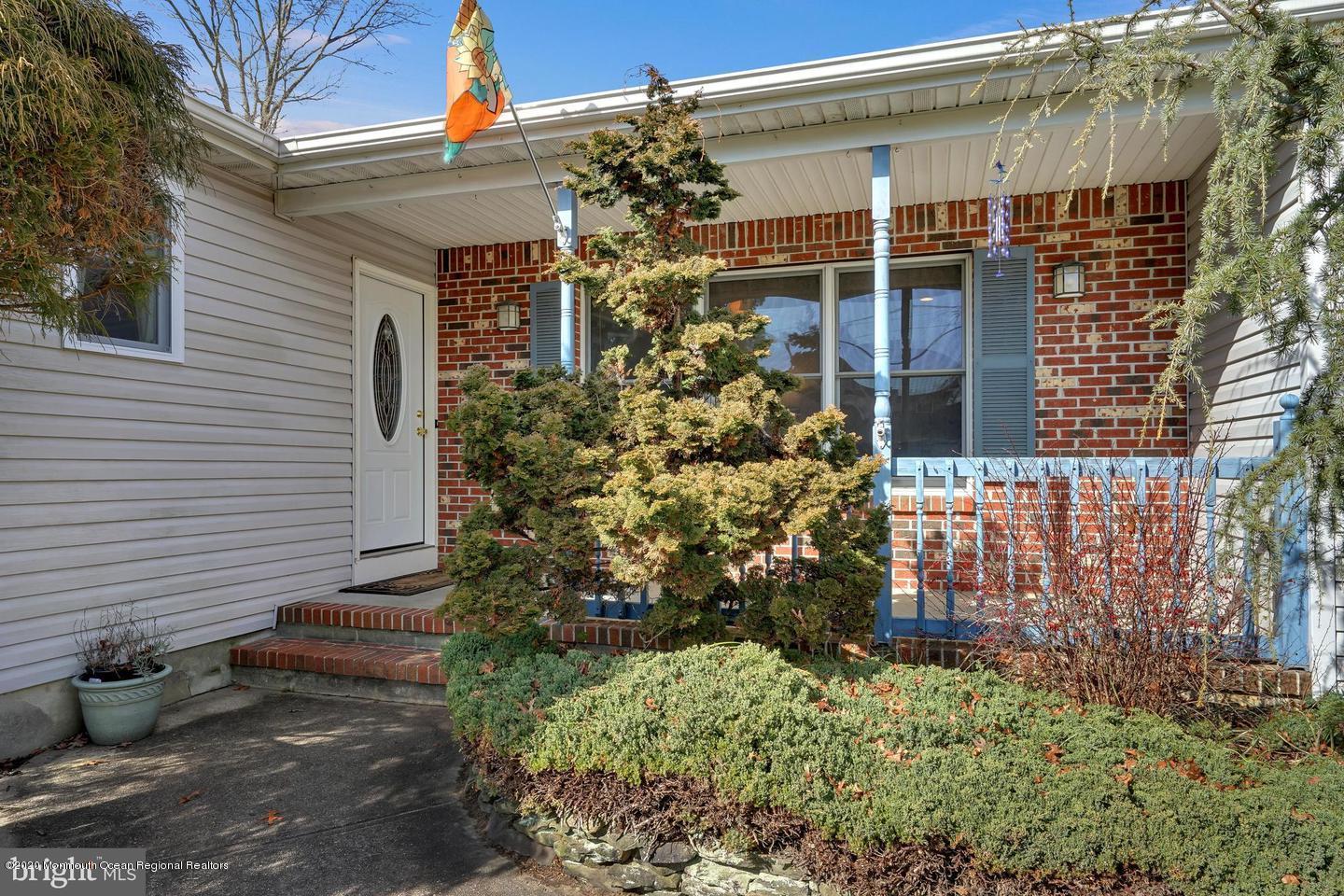 156 Leeward Road Manahawkin, NJ 08050 - Photo 4 of 31 4