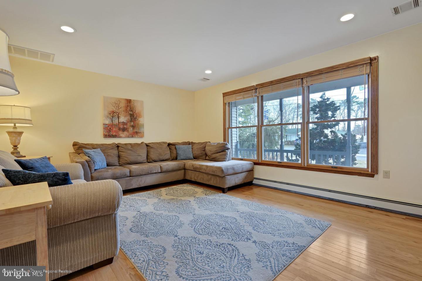 156 Leeward Road Manahawkin, NJ 08050 - Photo 9 of 31 9