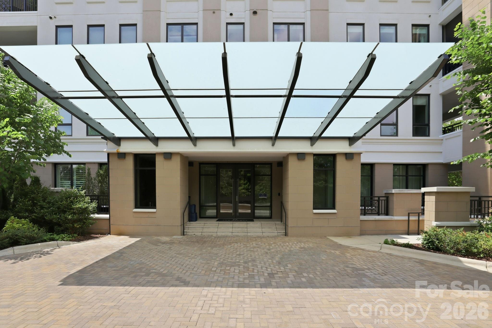 130 Cherokee Road, Unit 406 Charlotte, NC 28207 - Photo 33 of 35