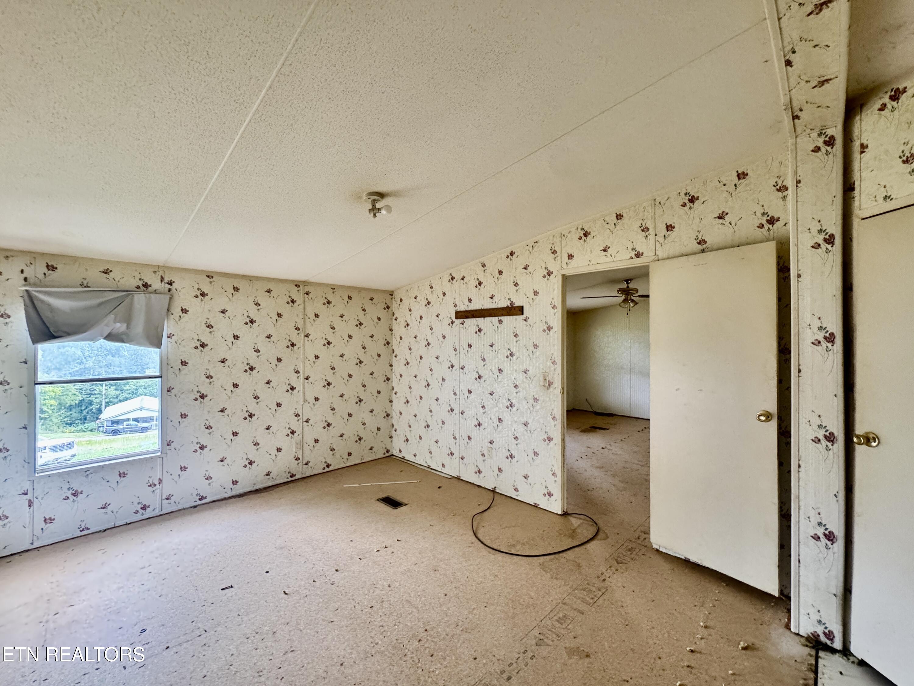 265 Sandy Gap Road Pioneer, TN 37847 - Photo 30 of 37 1-30