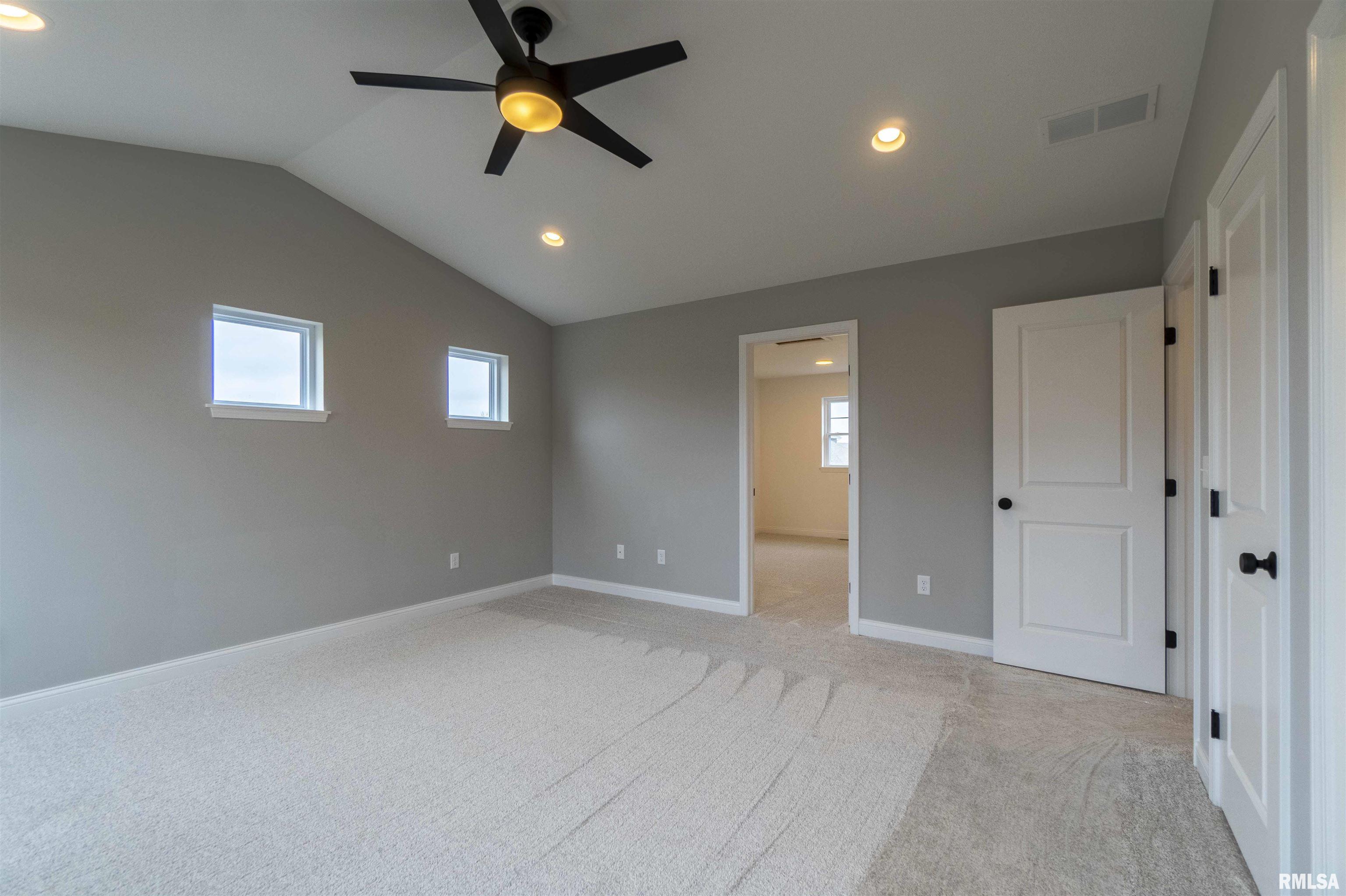 102 Samuel Court Washington, IL 61571 - Photo 20 of 40 Gallery Image 20