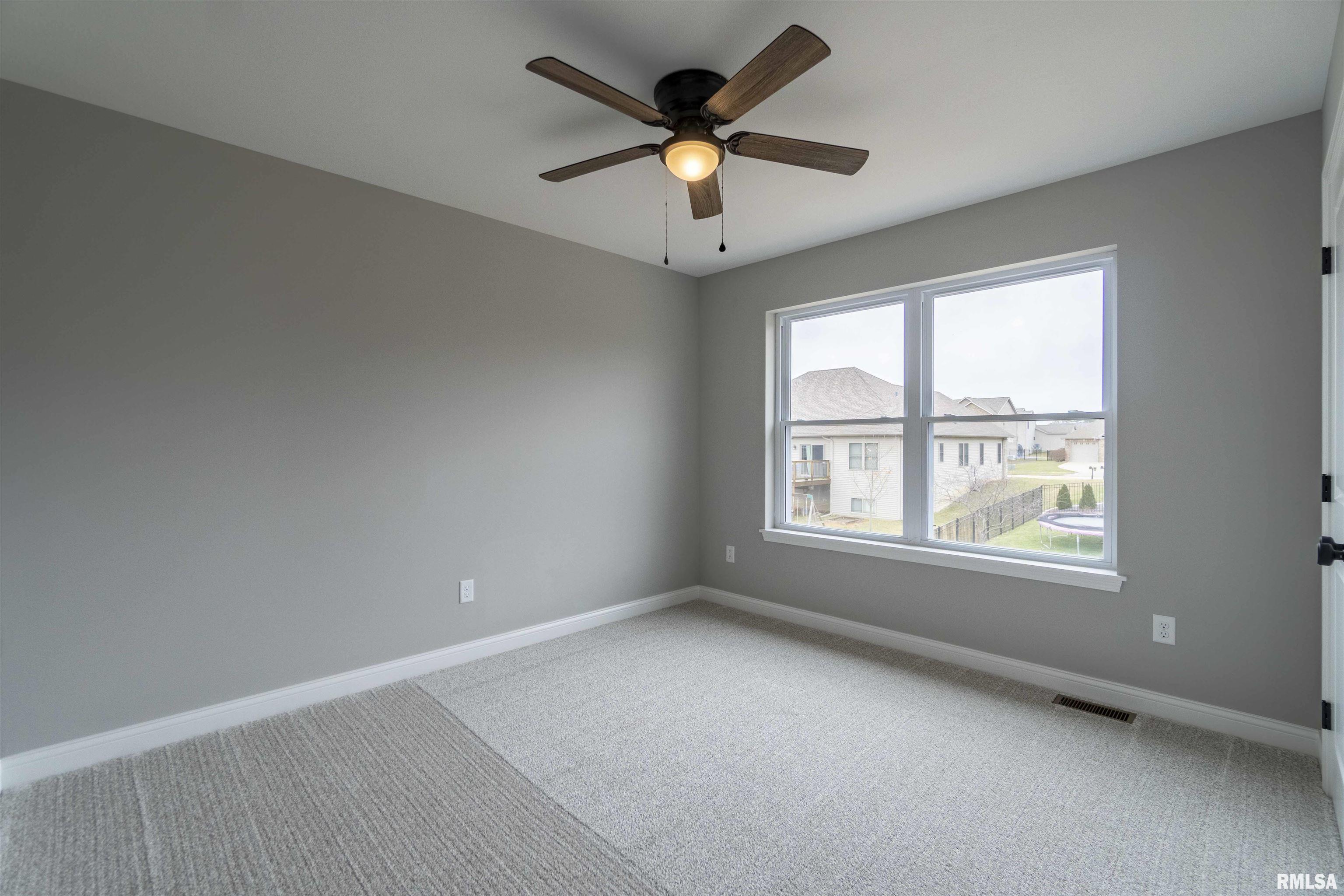 102 Samuel Court Washington, IL 61571 - Photo 28 of 40 Gallery Image 28