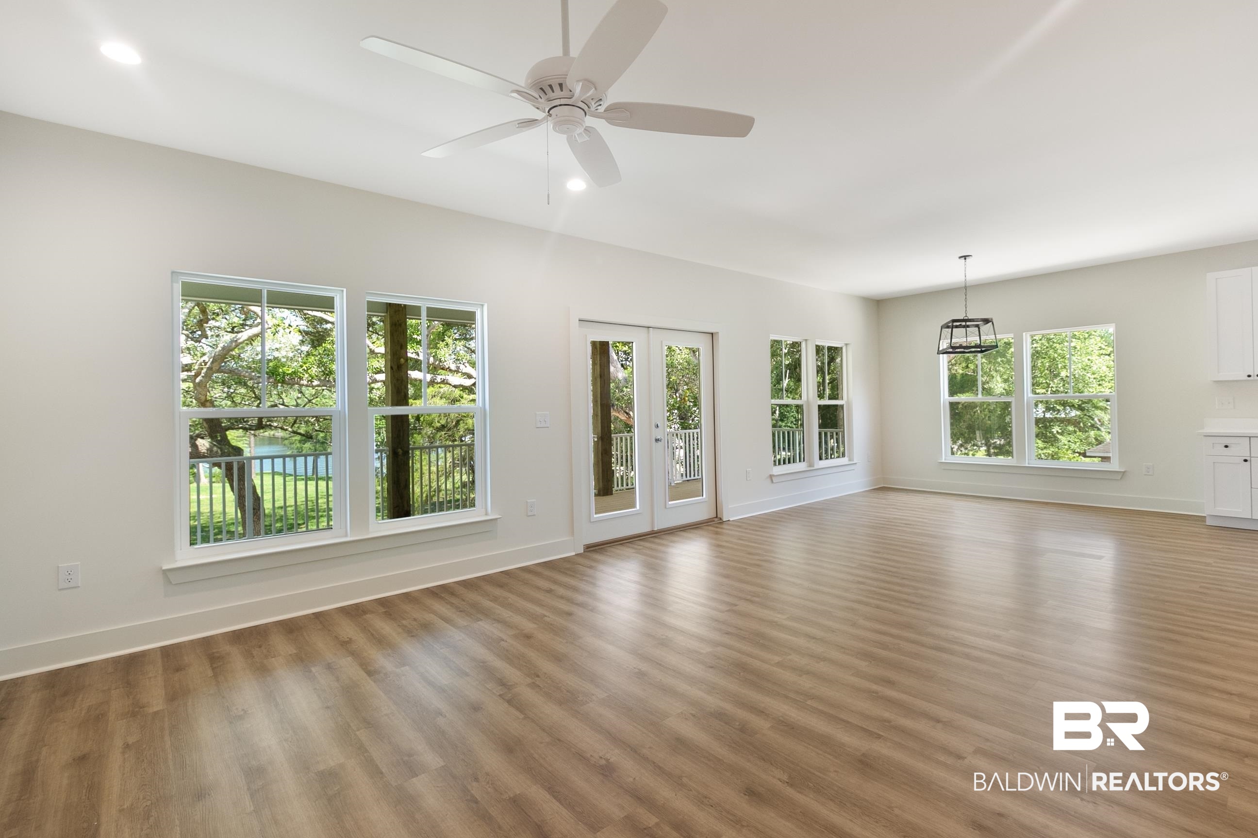 9264 Brighton Avenue Elberta, AL 36530 - Photo 3 of 41