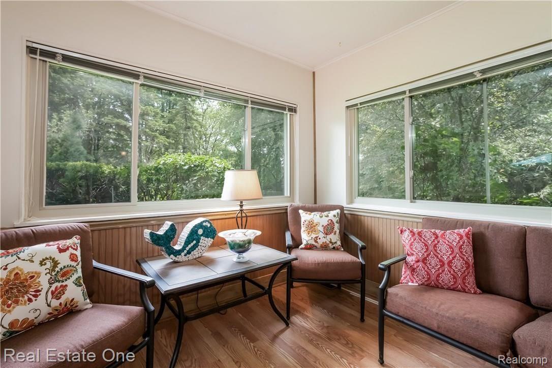 1311 Seville Road Rochester, MI 48309 - Photo 24 of 39 018-Sunroom-2825789-large.jpg