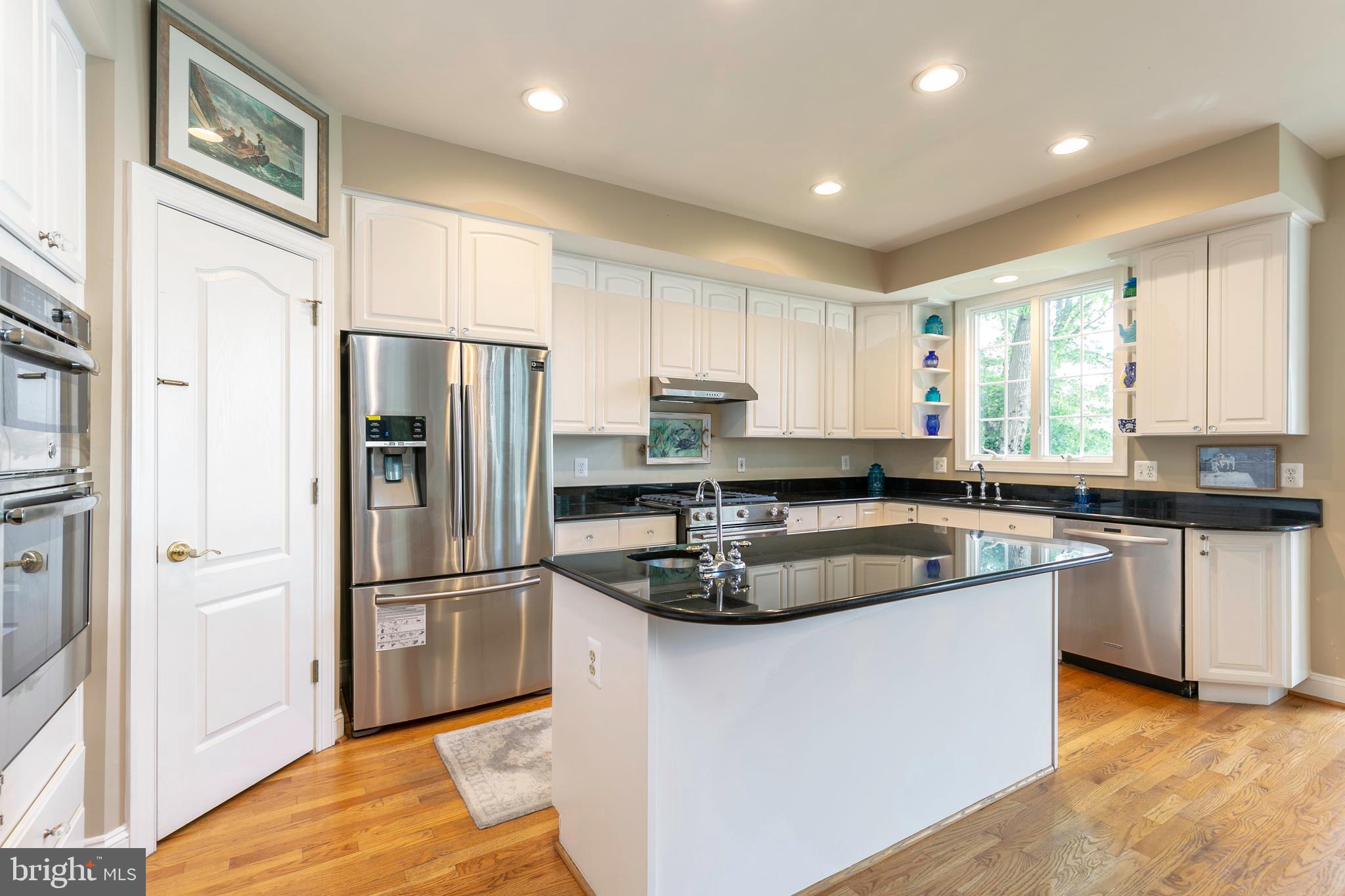11 Riverview Road Severna Park, MD 21146 - Photo 17 of 61 Updated kitchen with stainless steel appliances