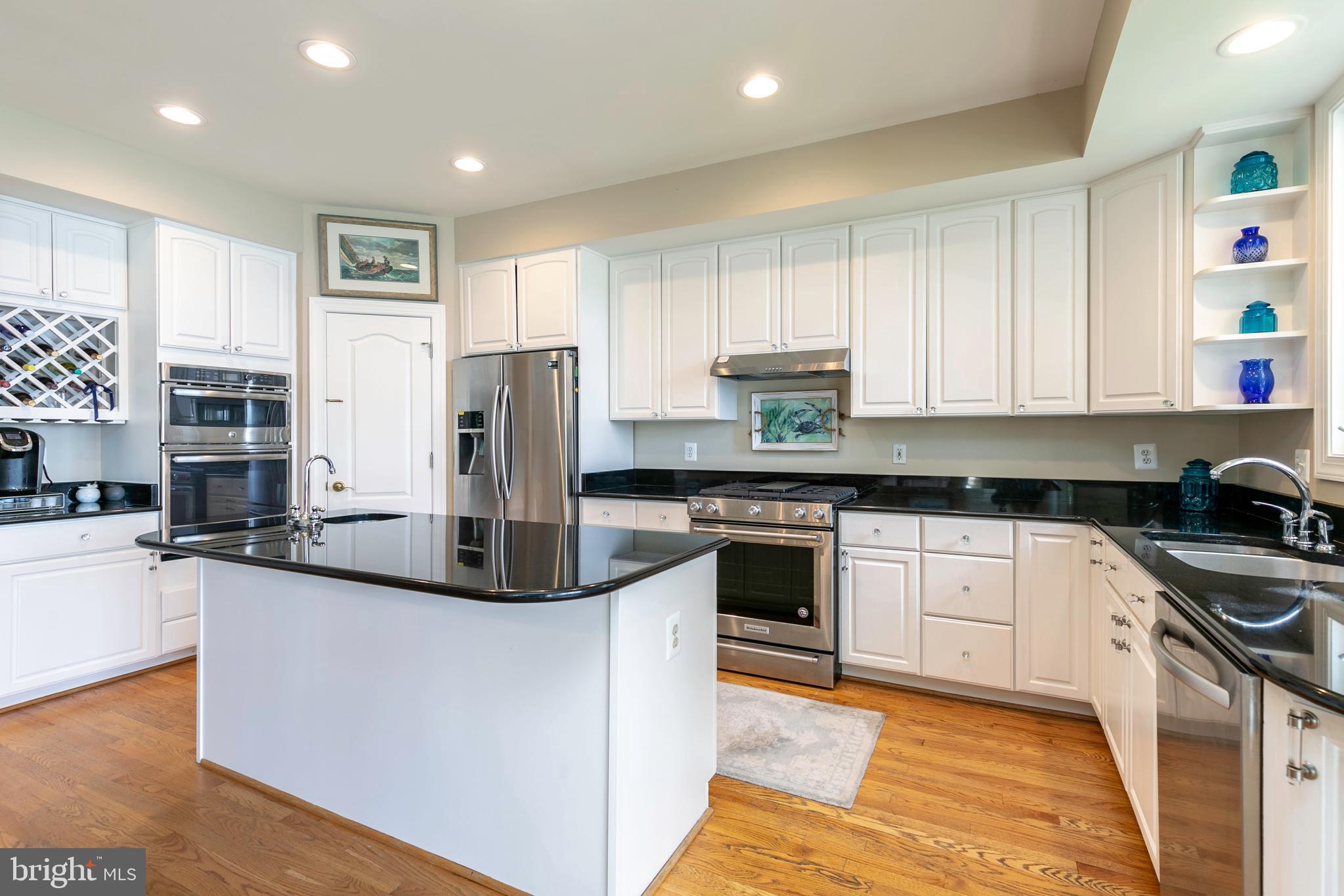 11 Riverview Road Severna Park, MD 21146 - Photo 18 of 61 Kitchen island and granite counters