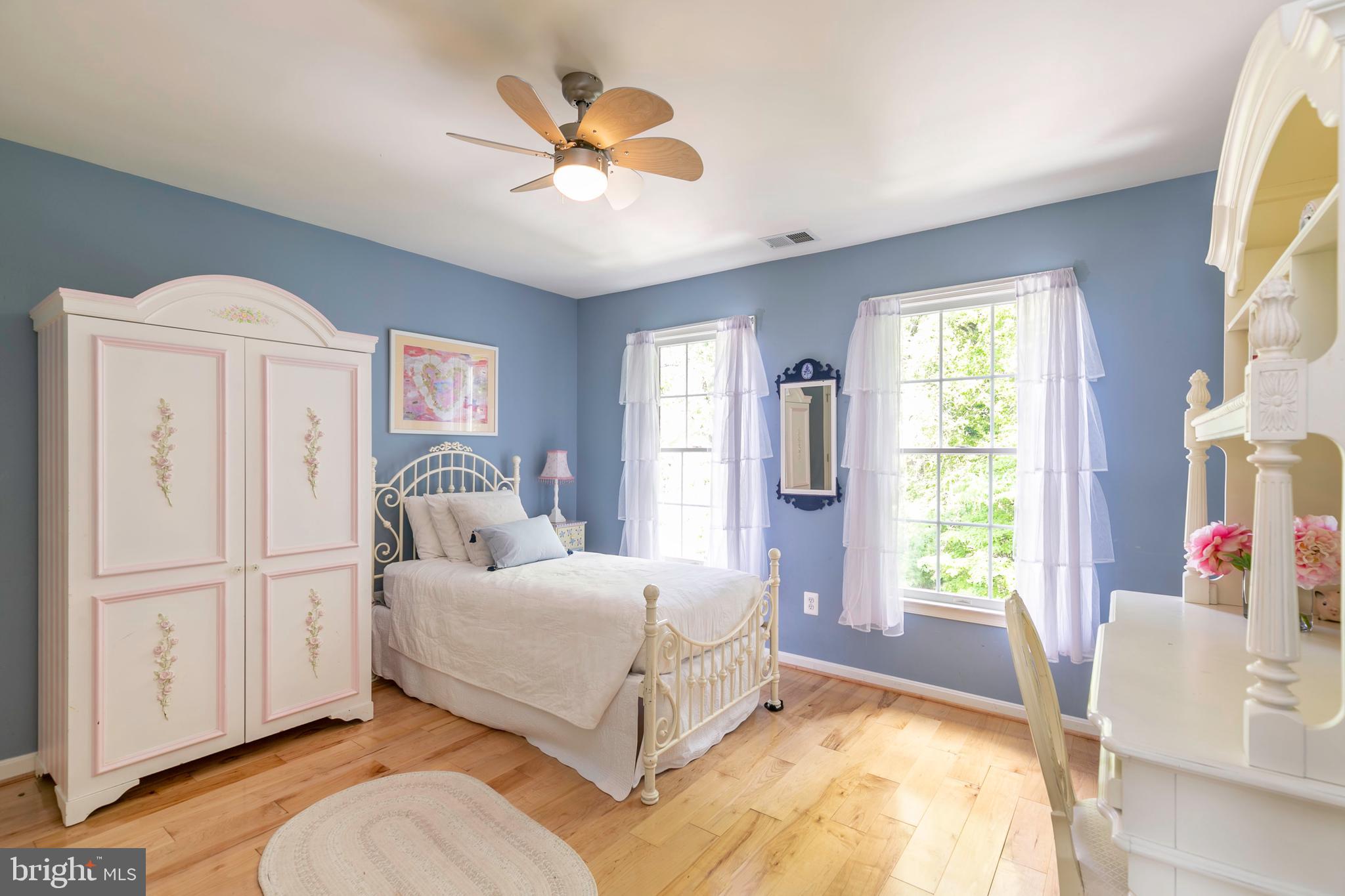 11 Riverview Road Severna Park, MD 21146 - Photo 35 of 61 Bedroom