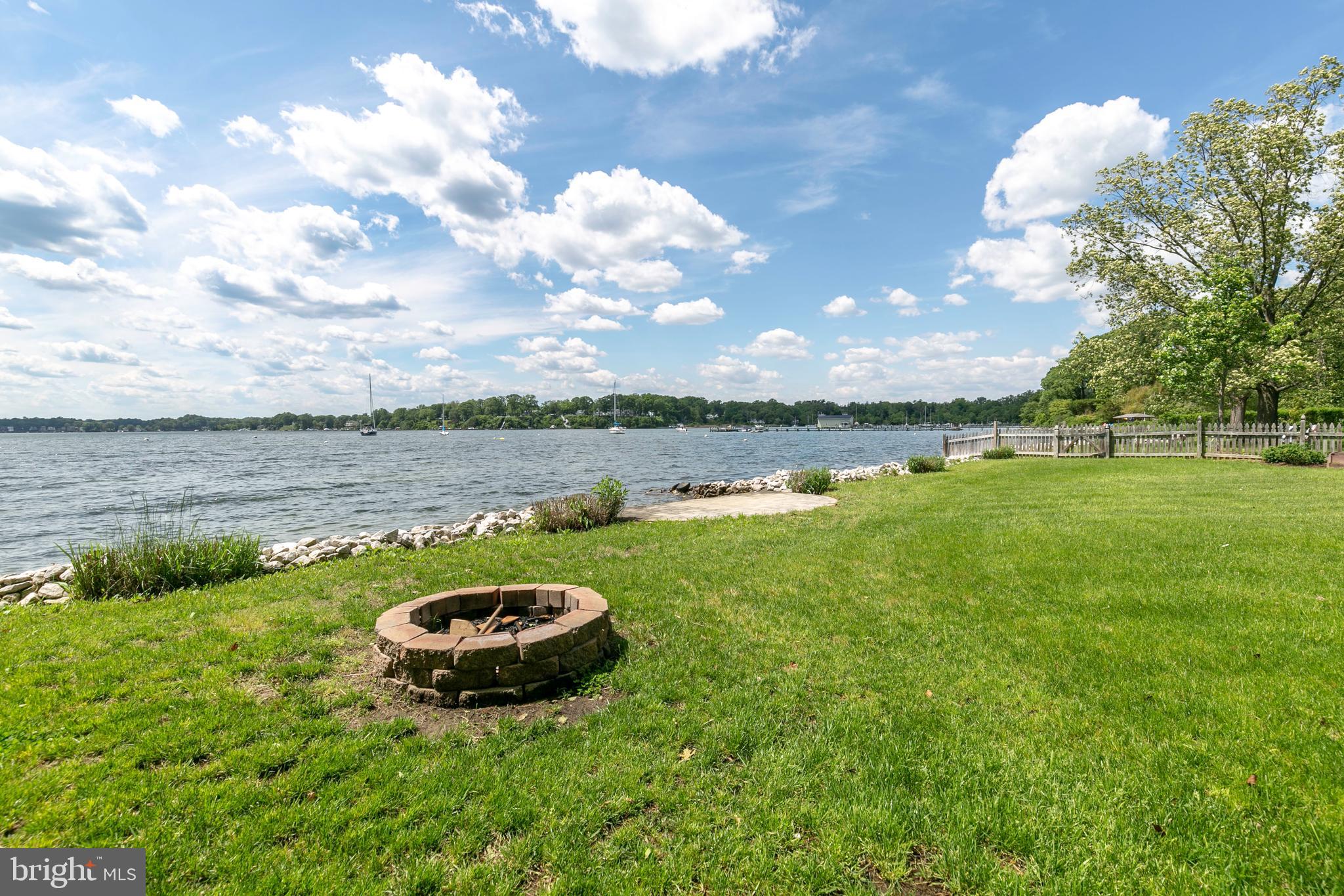 11 Riverview Road Severna Park, MD 21146 - Photo 7 of 61 Broad Severn River views/ flat yard
