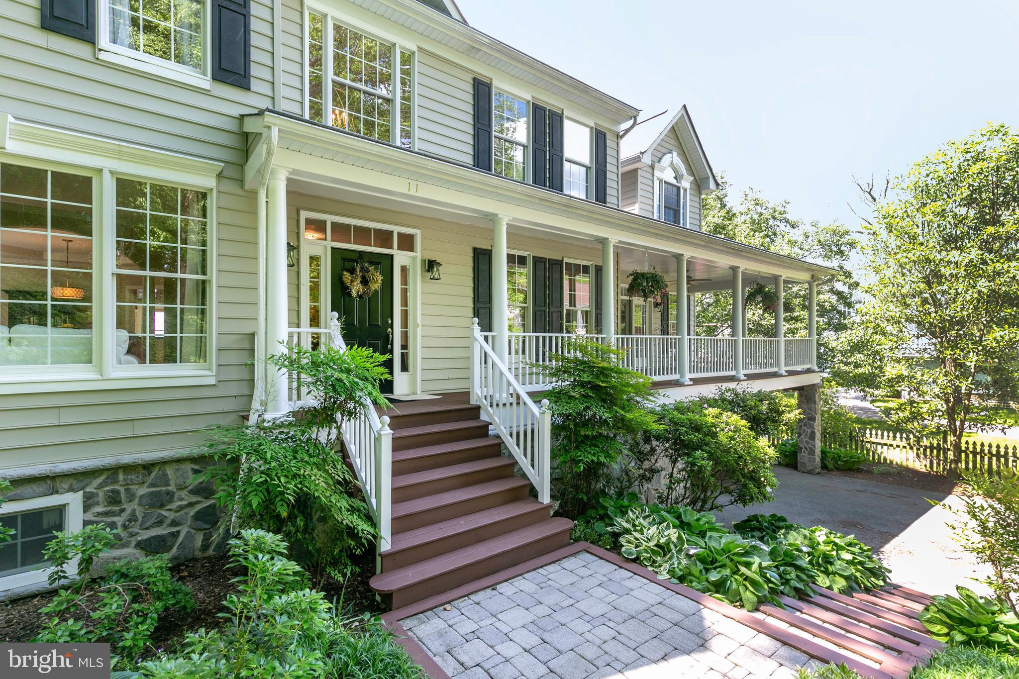11 Riverview Road Severna Park, MD 21146 - Photo 10 of 61 Front entrance