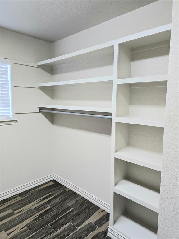 7 Southfork Court Wichita Falls, TX 76310 - Photo 14 of 27 a view of room with walk in closet