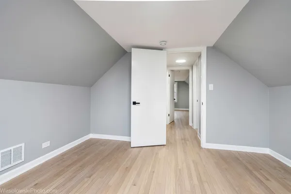 $430,000 | 2504 Leyden Avenue, River Grove, IL 60171