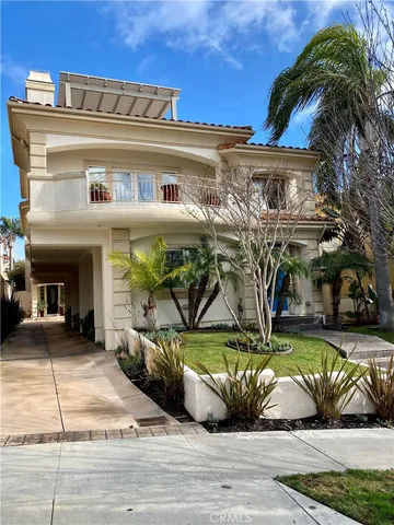 $1,639,000 | 222 South Juanita Avenue, Unit A, Redondo Beach, CA 90277