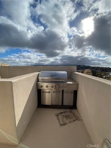 $1,639,000 | 222 South Juanita Avenue, Unit A, Redondo Beach, CA 90277